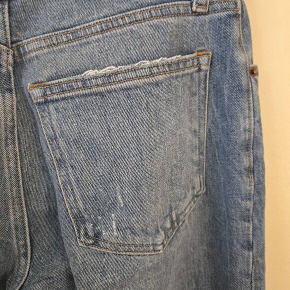 Abercrombie & Fitch The 90's Straight Ultra High Rise Medium Wash Jeans … - Picture 7 of 10